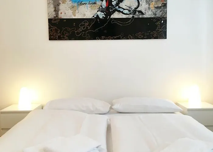 Downtown Friedrichshain * Berlijn